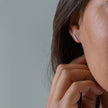 Clous d'oreilles discrets en argent sterling Pillar