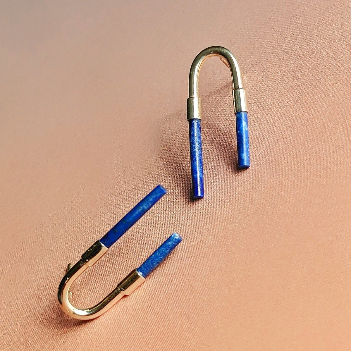 Lapislazuli-Ohrstecker aus Sterlingsilber