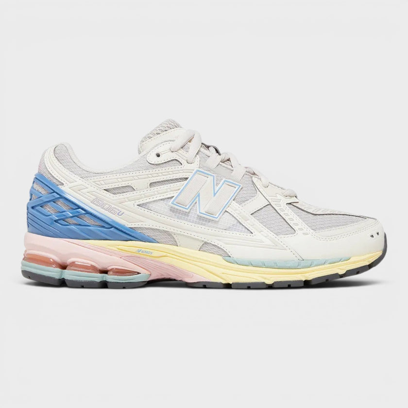 1906U Angora Lunar New Year Blue Pink