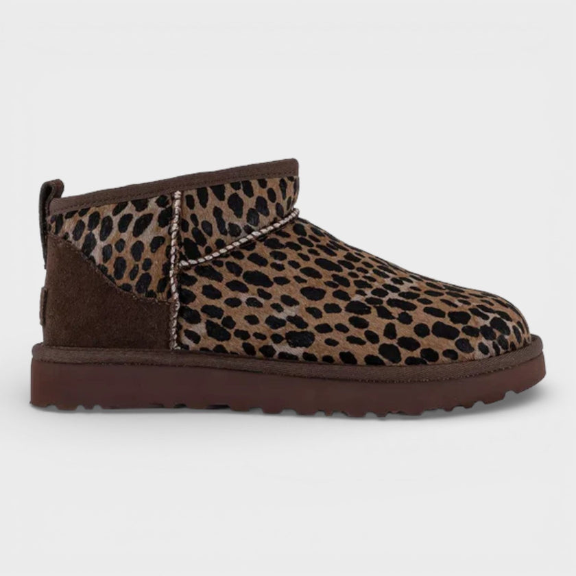 Classic Ultra Mini Caspian Boot Burnt Cedar