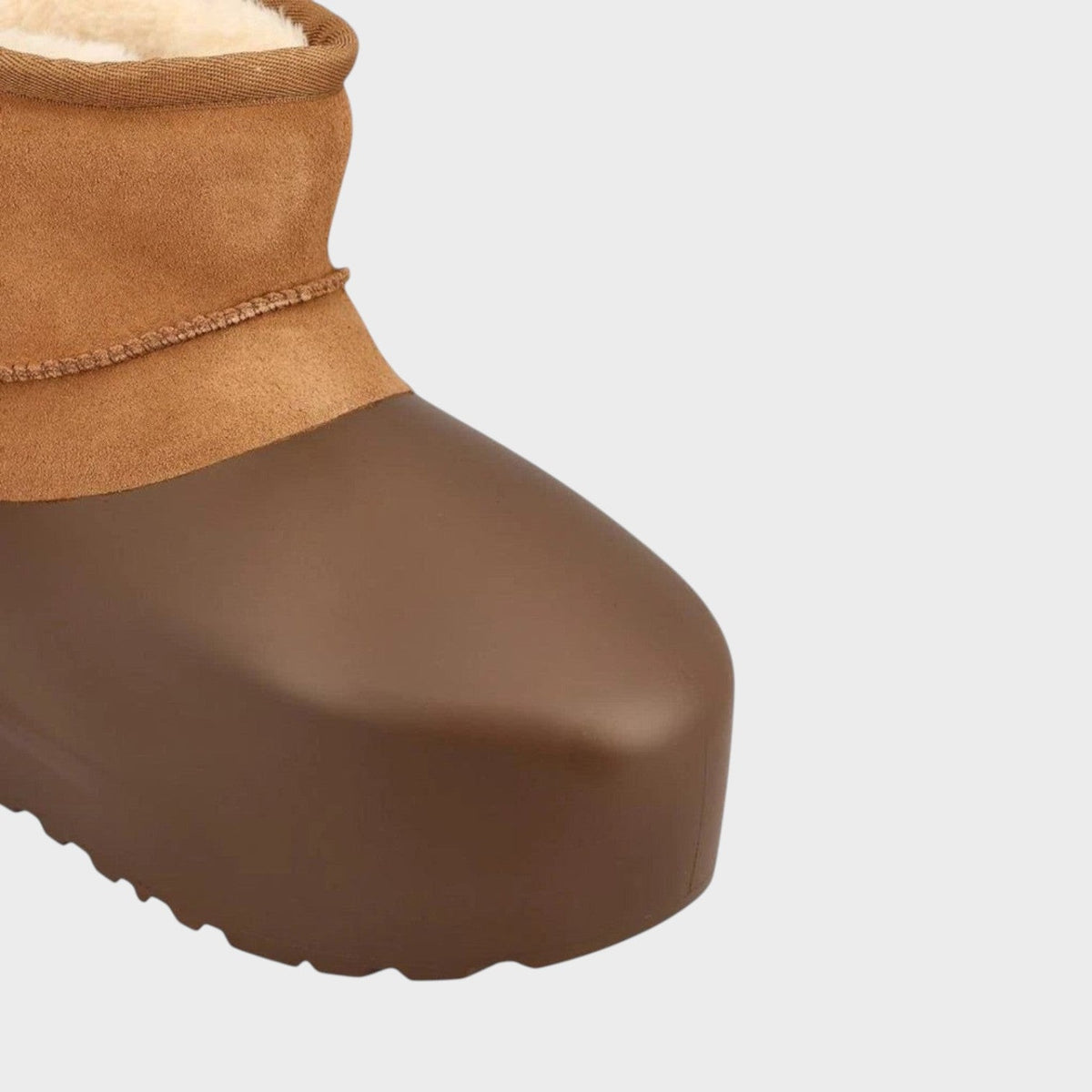 Classic Mini Pumped Molded Brown