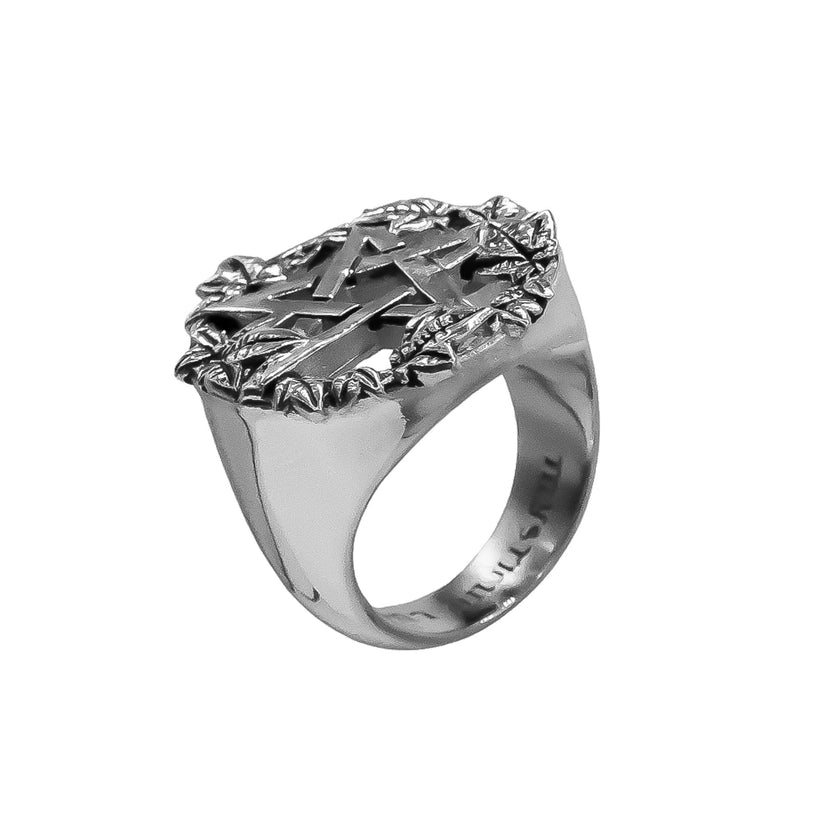 Anello con pentacolo della strega verde