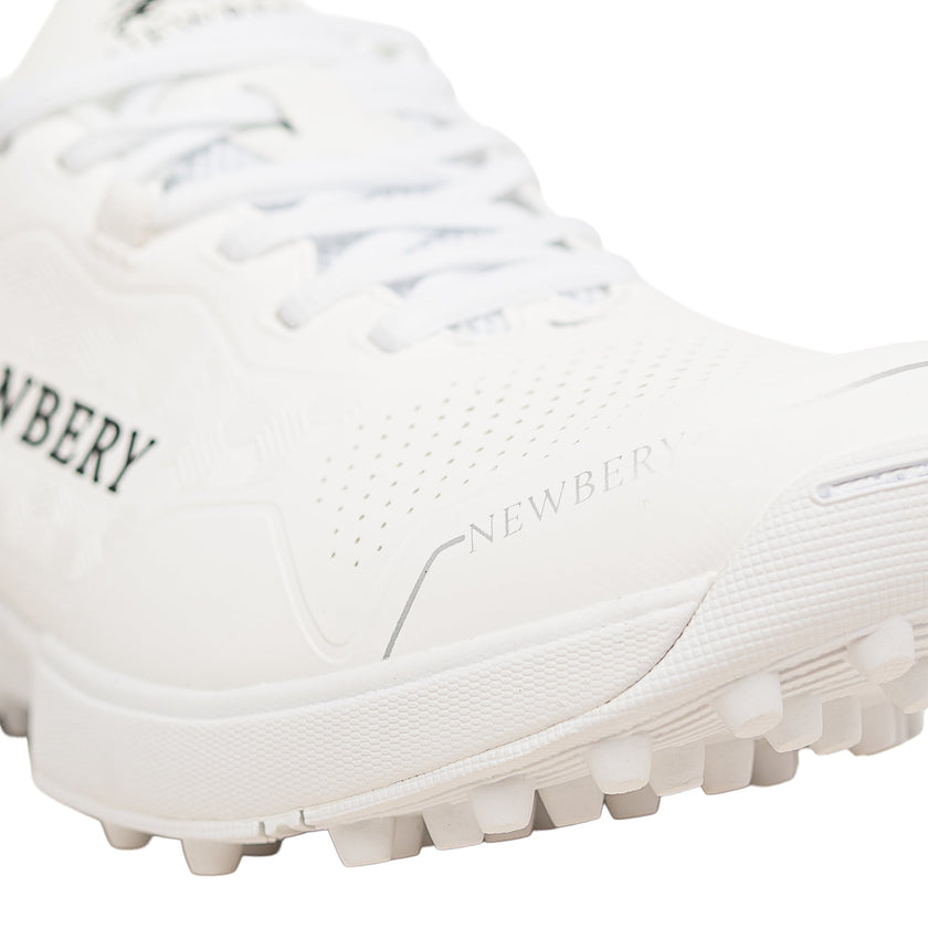 Newbery 360 Cricket-Schuh – Vollweiß Noppe