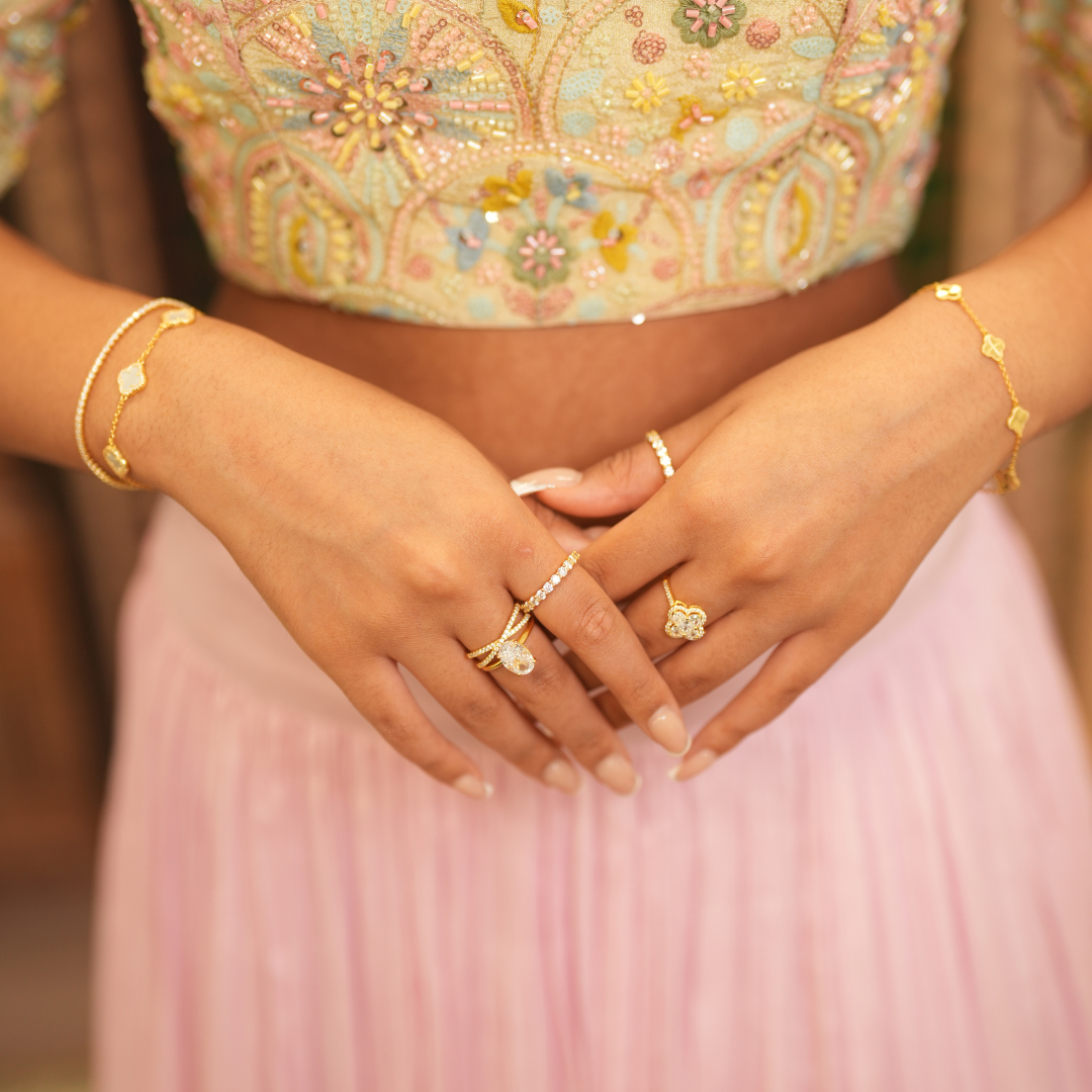 Mya ring gold