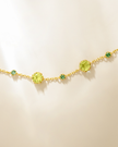 Smykkesæt med smaragd og peridot i 18 karat forgyldt sølv