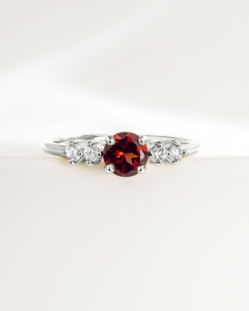 Granaat Vijfsteen Ring in Sterling Zilver