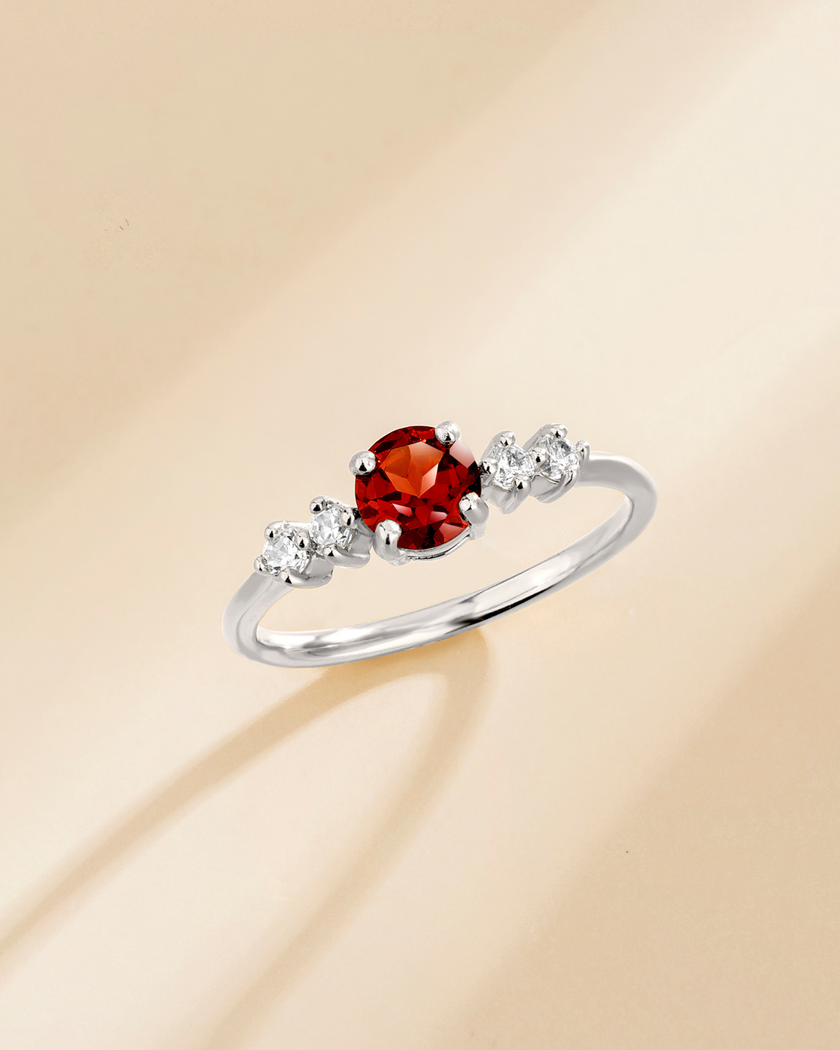 Granaat Vijfsteen Ring in Sterling Zilver