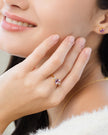 Anello a tre pietre con ametista color lavanda in argento placcato oro 18k