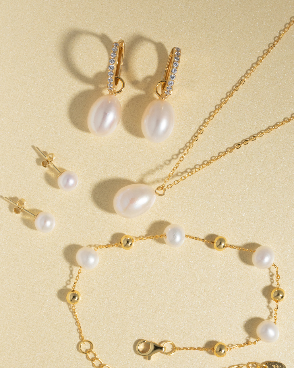 Pearl Bracelet in 18k Gold Vermeil