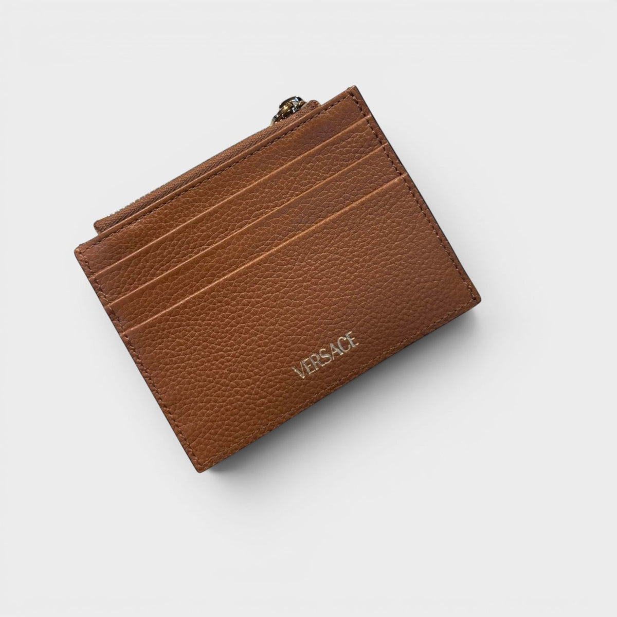 Virtus Logo Zip Cardholder Leather Brown