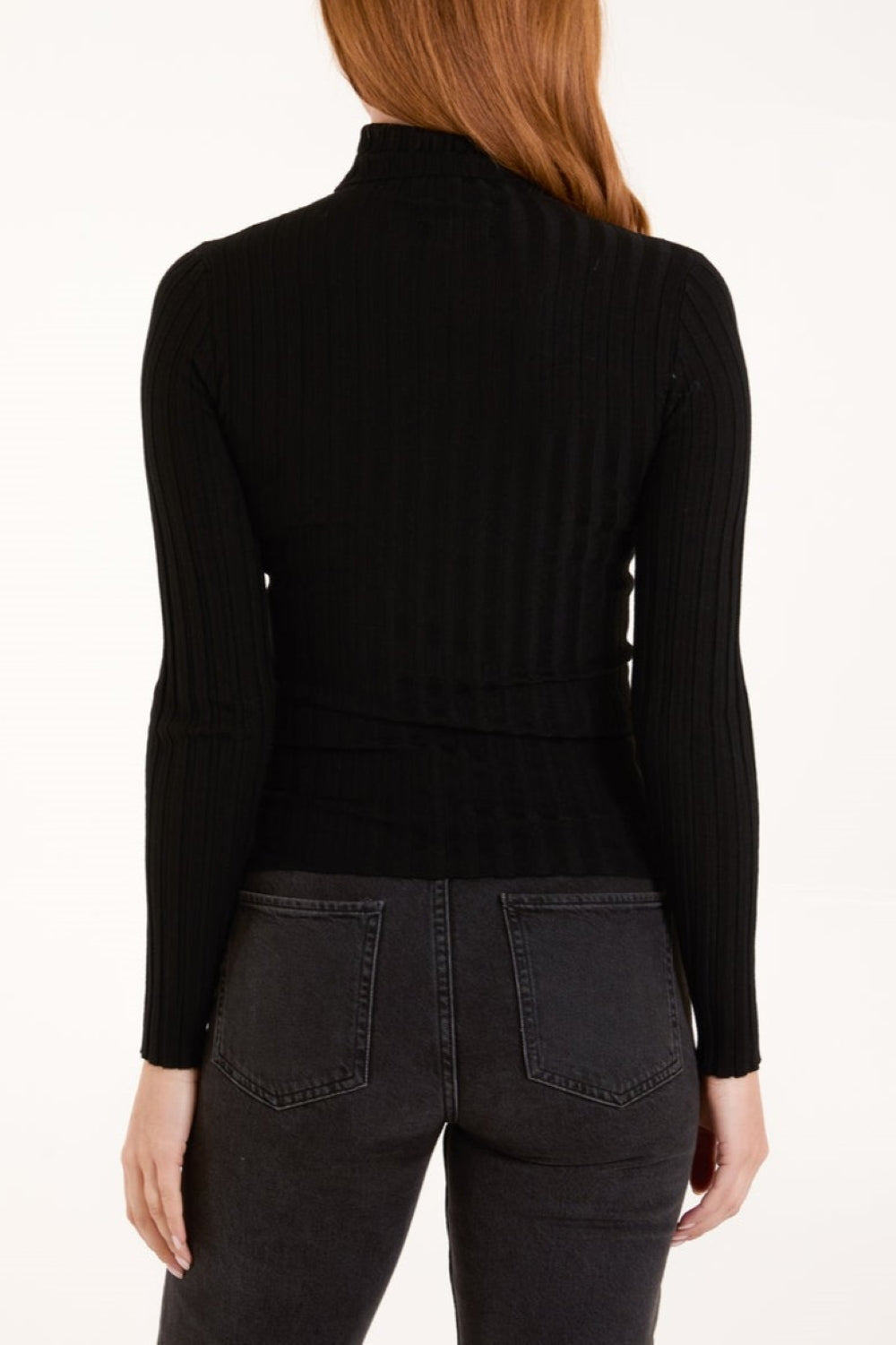 Sort ribstrikket rullekravebluse