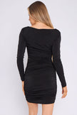 Minivestido negro fruncido con brillantes y mangas largas