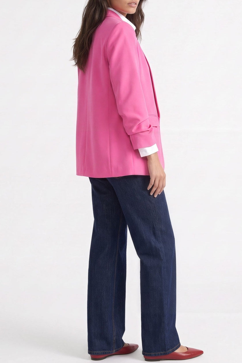 Fuchsiafarbener Blazer mit gerafften Ärmeln