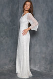 Robe longue blanche à sequins, manches ange et dos nu