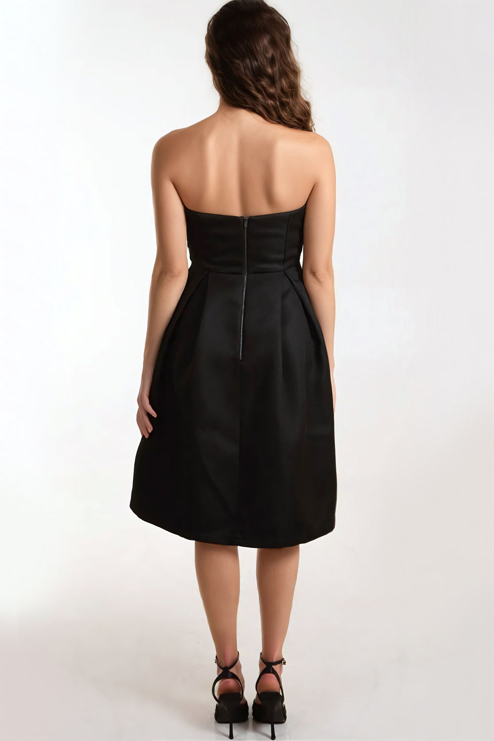 Abito midi a fascia nero con tasche