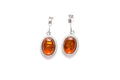 Oorbellen met hanger van barnsteenkwintessens