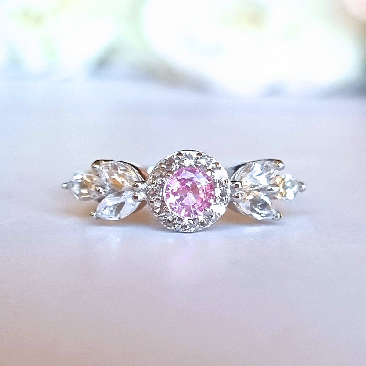 Aurelia Roze Saffier Ring in Sterling Zilver