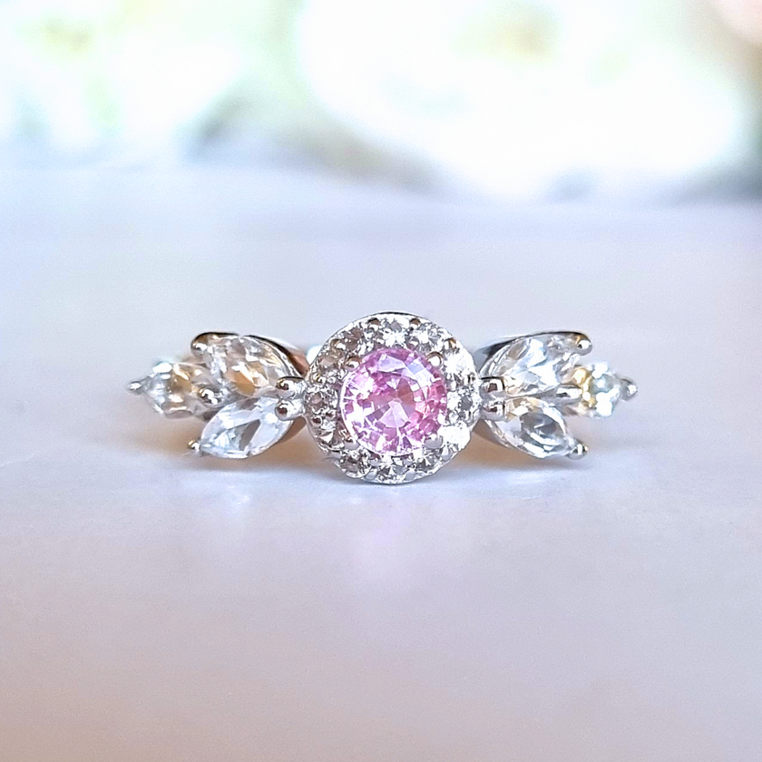 Aurelia Roze Saffier Ring in Sterling Zilver