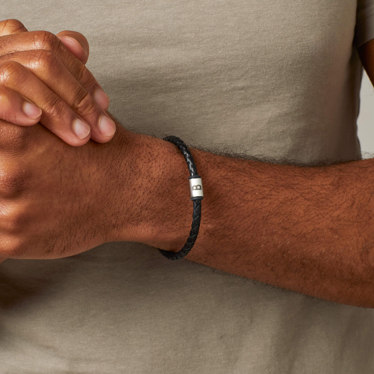 Fred Bennett Father and Son Matching Leather Bracelet Kit