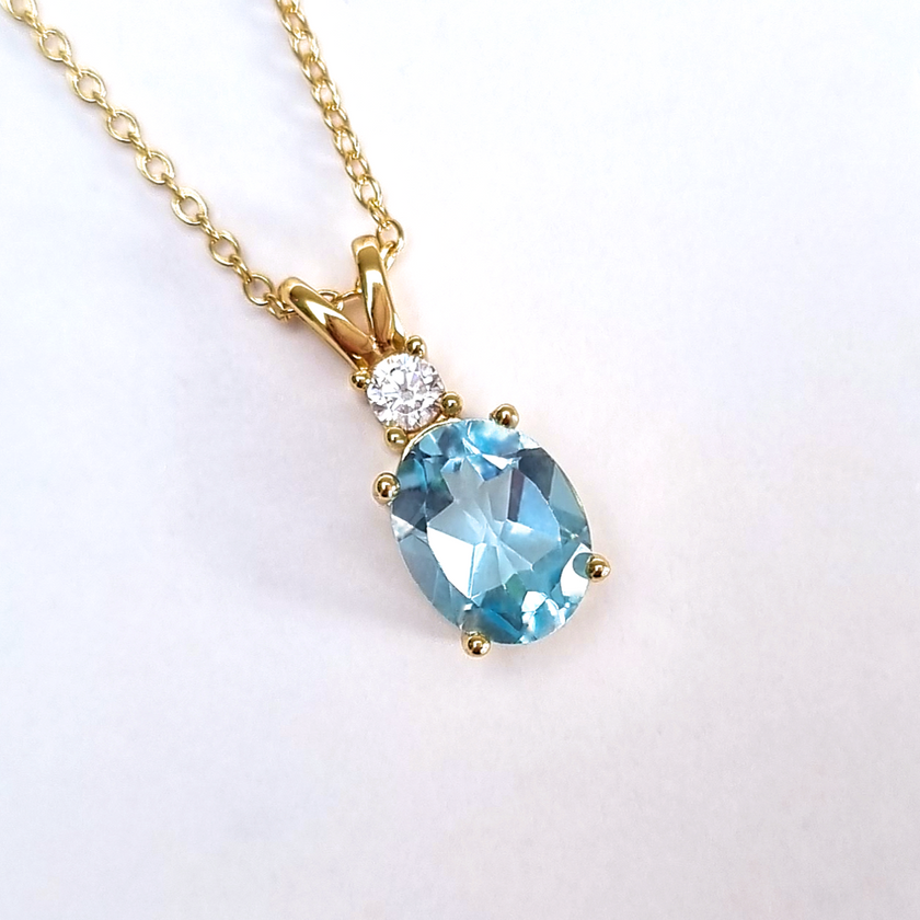 Blauer Topas-Anhängerhalskette aus 18 Karat vergoldetem Silber
