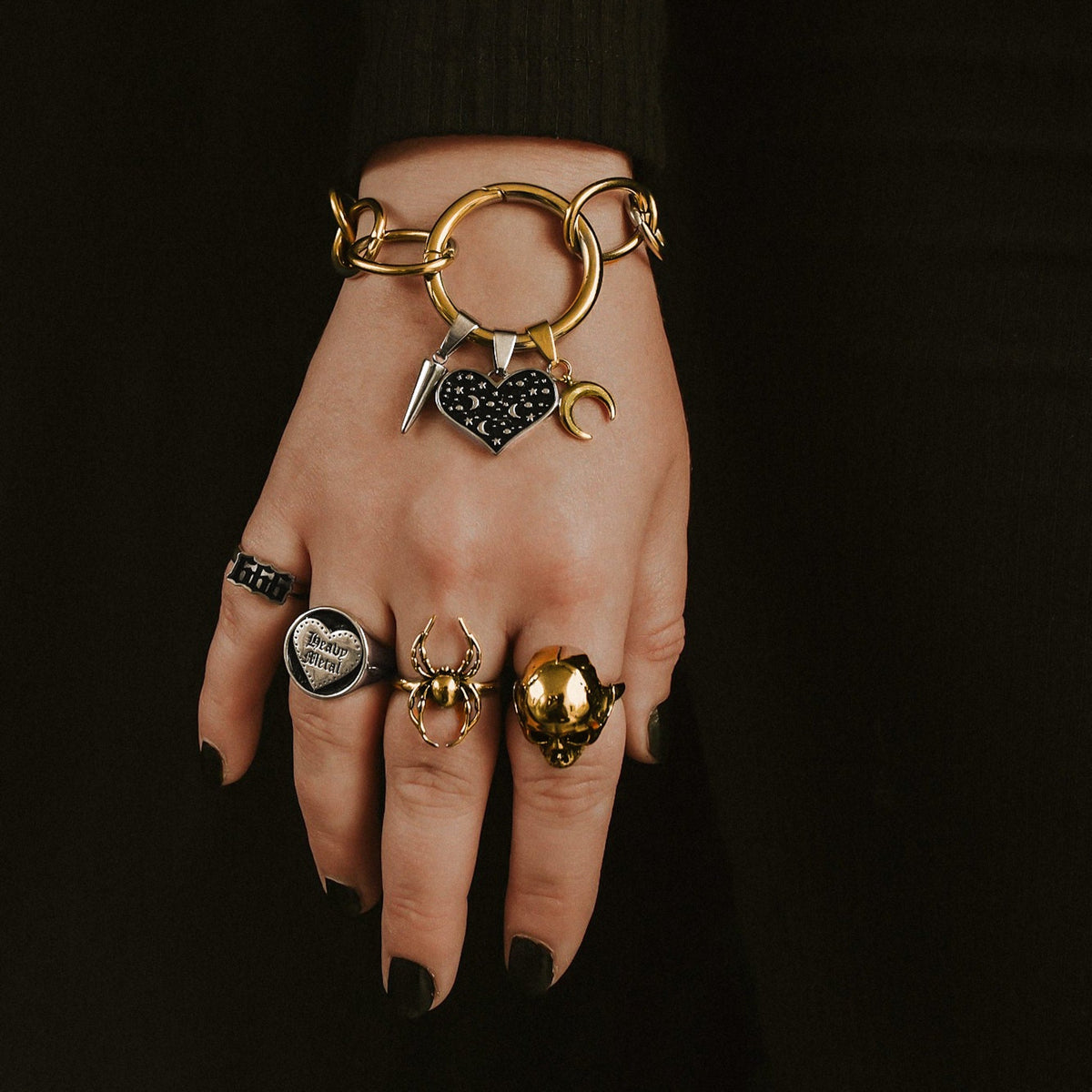 Charm Coven Selene Mond-Anhänger Gold