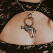 Charm Coven spindelvävshjärta berlock