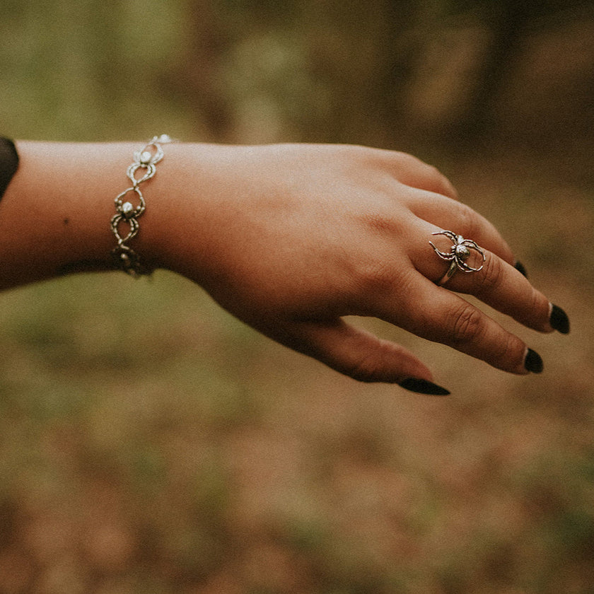 Orb Weaver Spider Ring