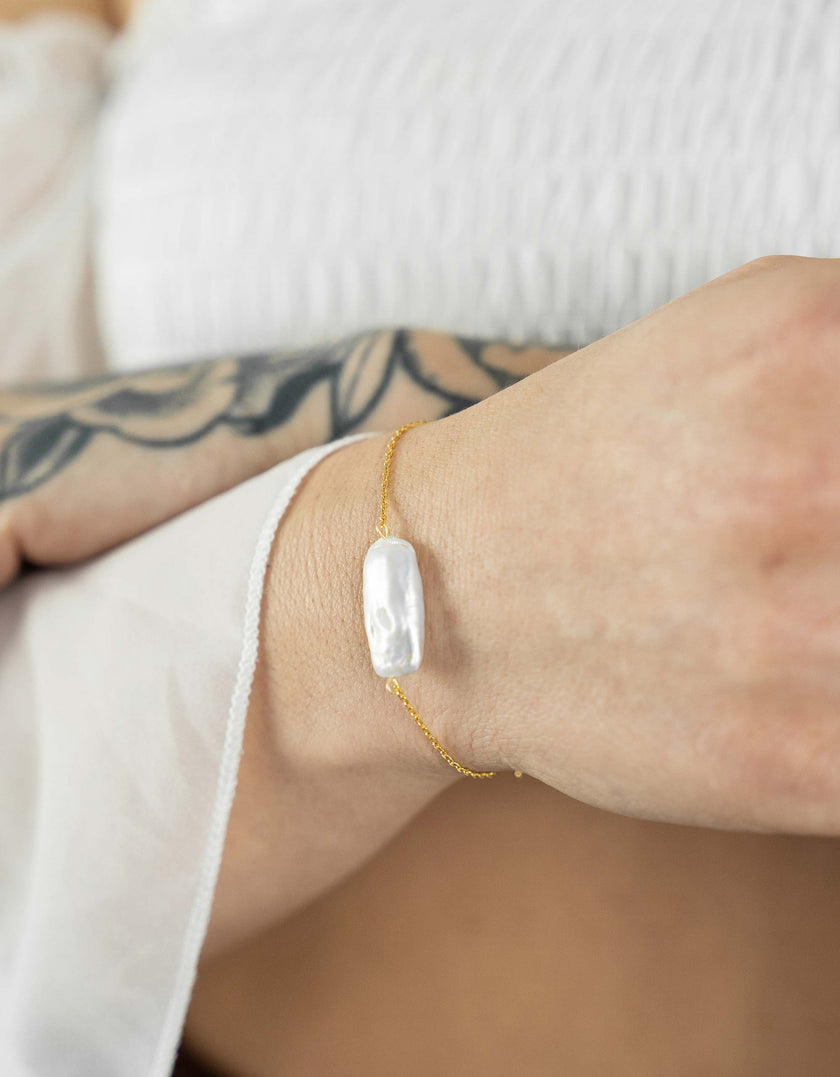 Rectangle Pearl Bracelet