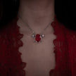 Collar de piedras preciosas Rosa de flor maldita