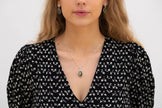 Boucles d'oreilles pendantes Demi en ambre vert