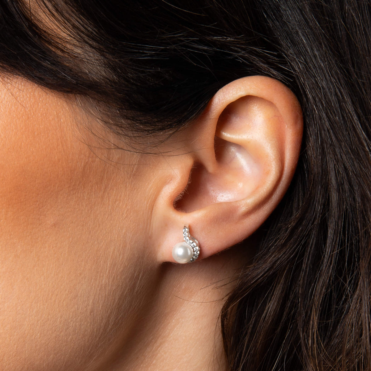 Diamonfire Half Halo Parel Stekers