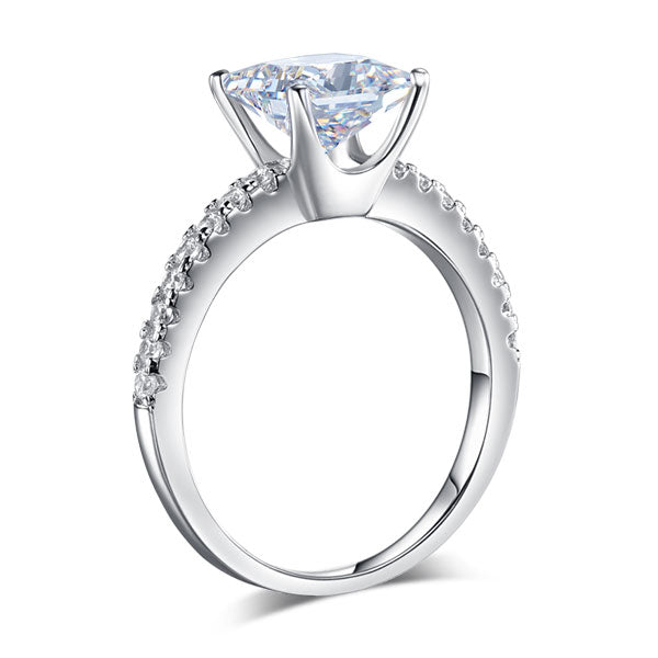 Vierkant geslepen prinsesring