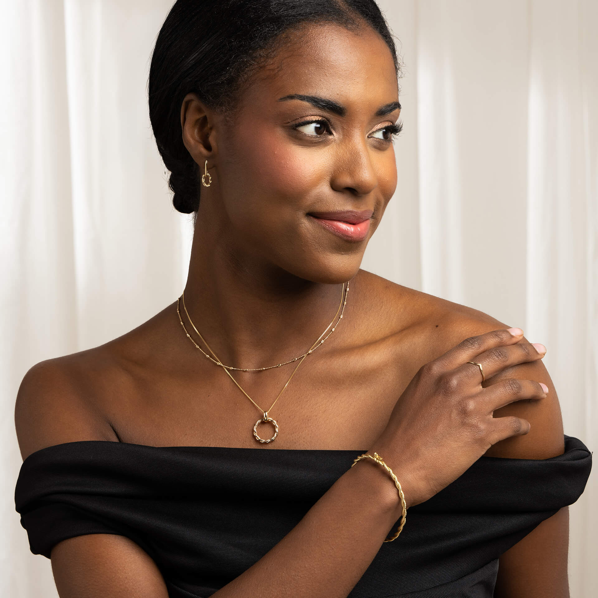 Elements Gold Diamond Cut Station Necklace
