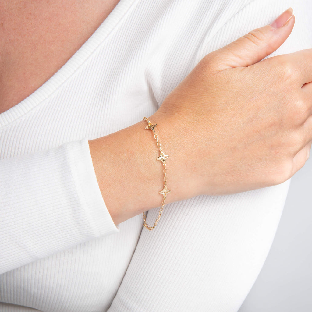 Elements Gold Textured Flower Station Bracelet