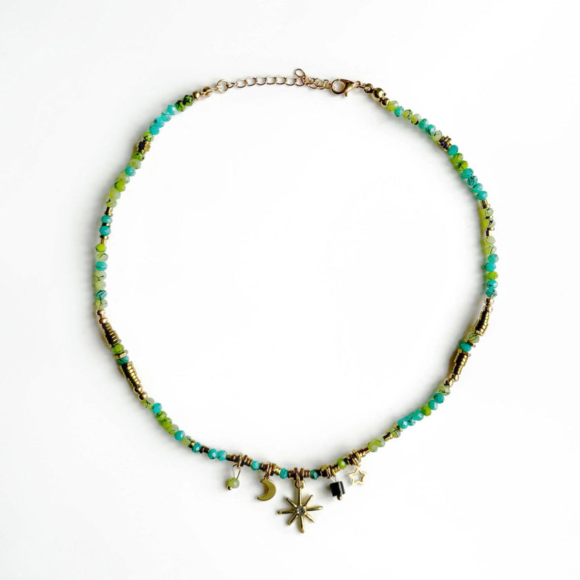 Collana Gaia con perline color acqua