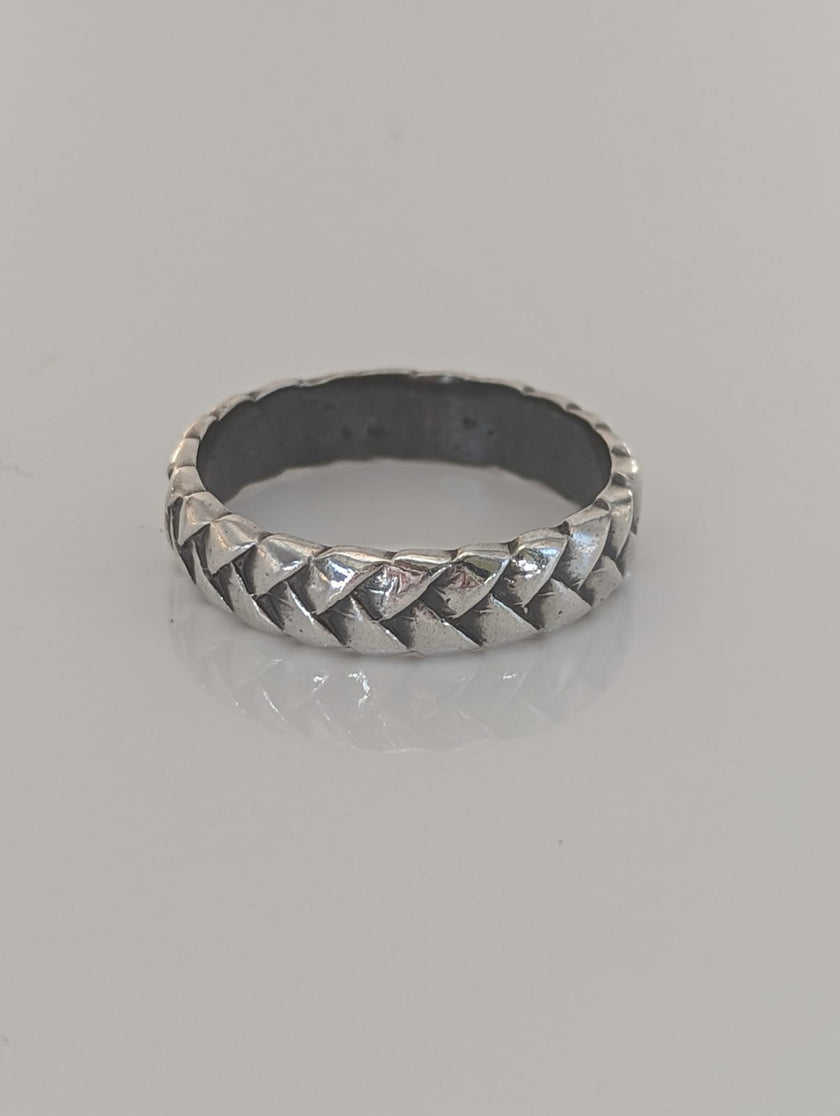 925 Silver Plaited Mane Ring – Handmade Equestrian Band for Him & Her