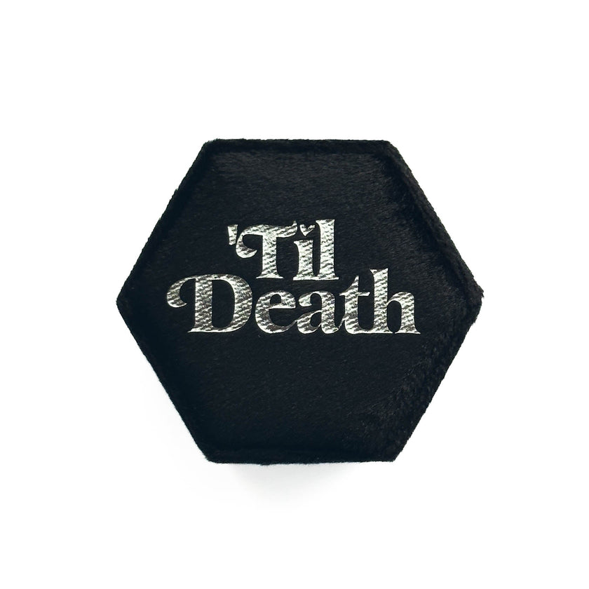 Boîte à alliances hexagonale noire « 'Til Death »