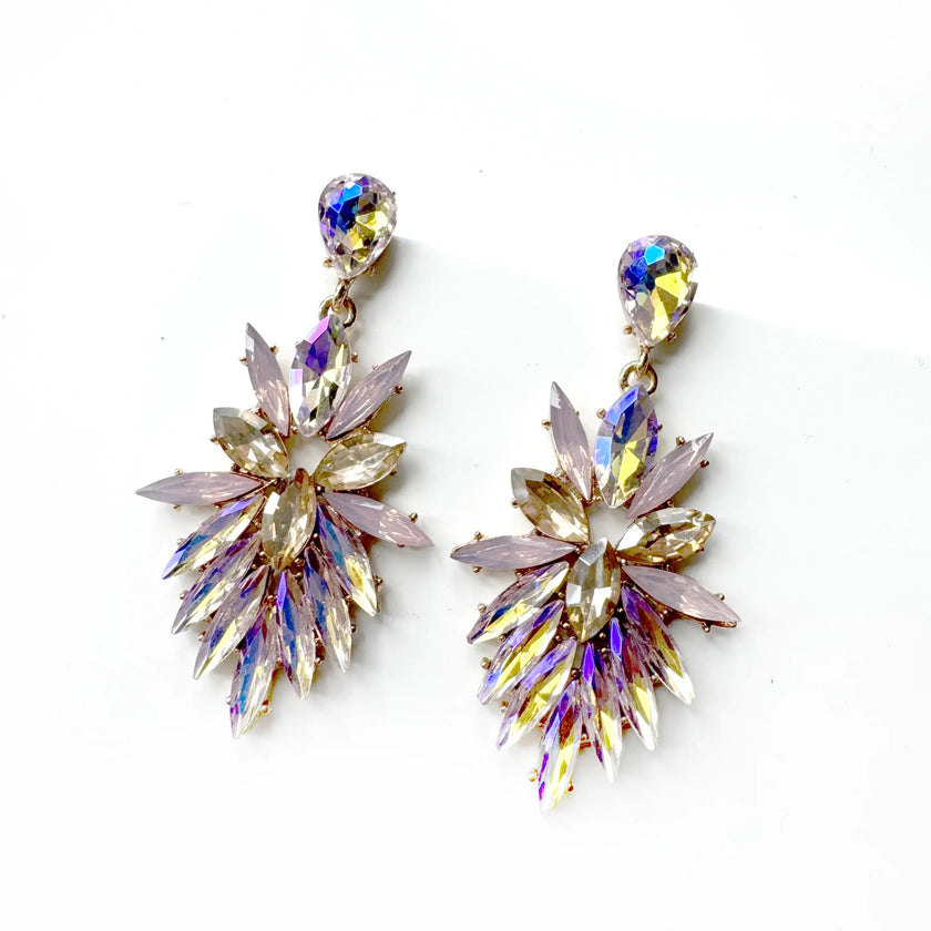 Boucles d'oreilles imposantes Genevieve en strass rose