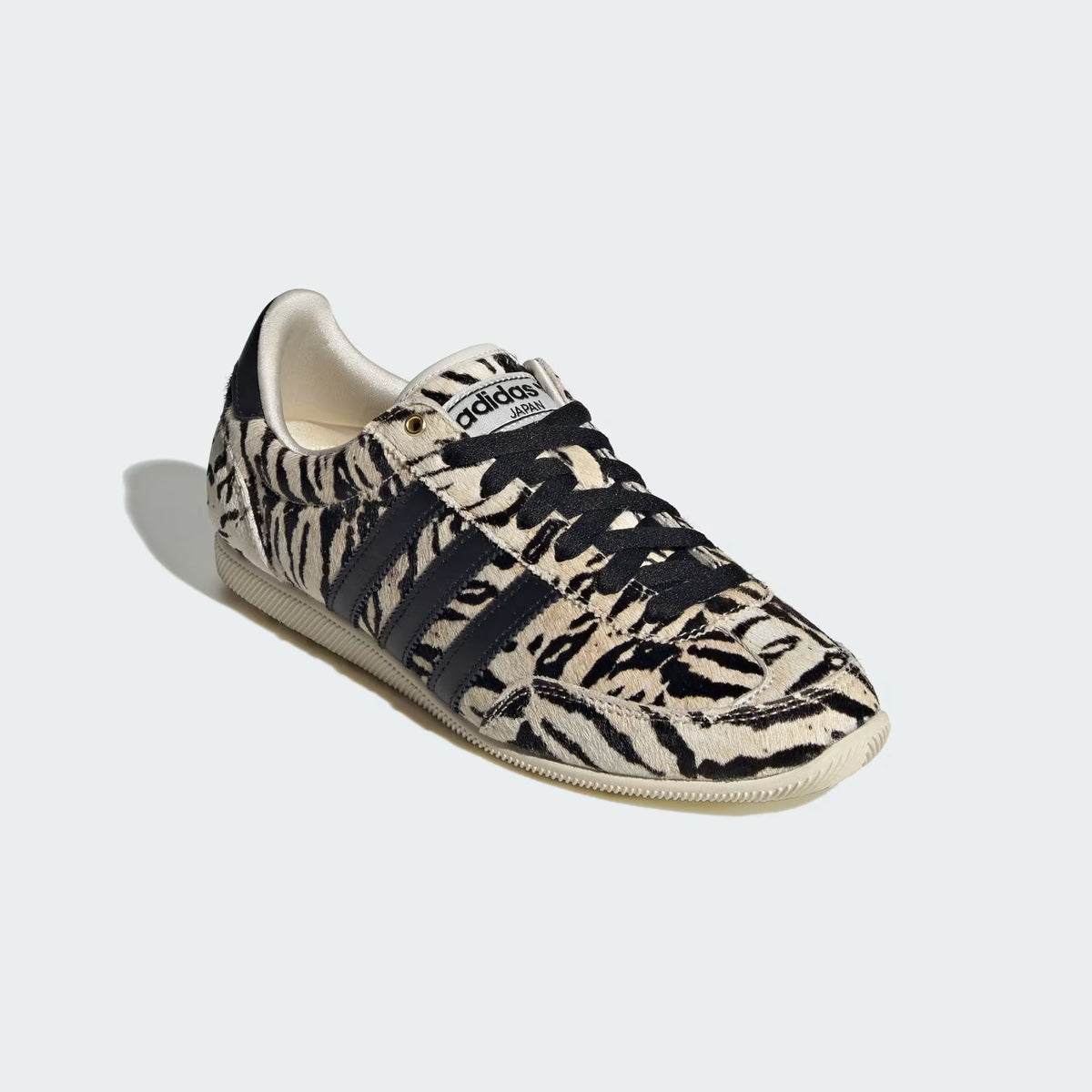 Japan City Series Zebra Off-White Sneakers