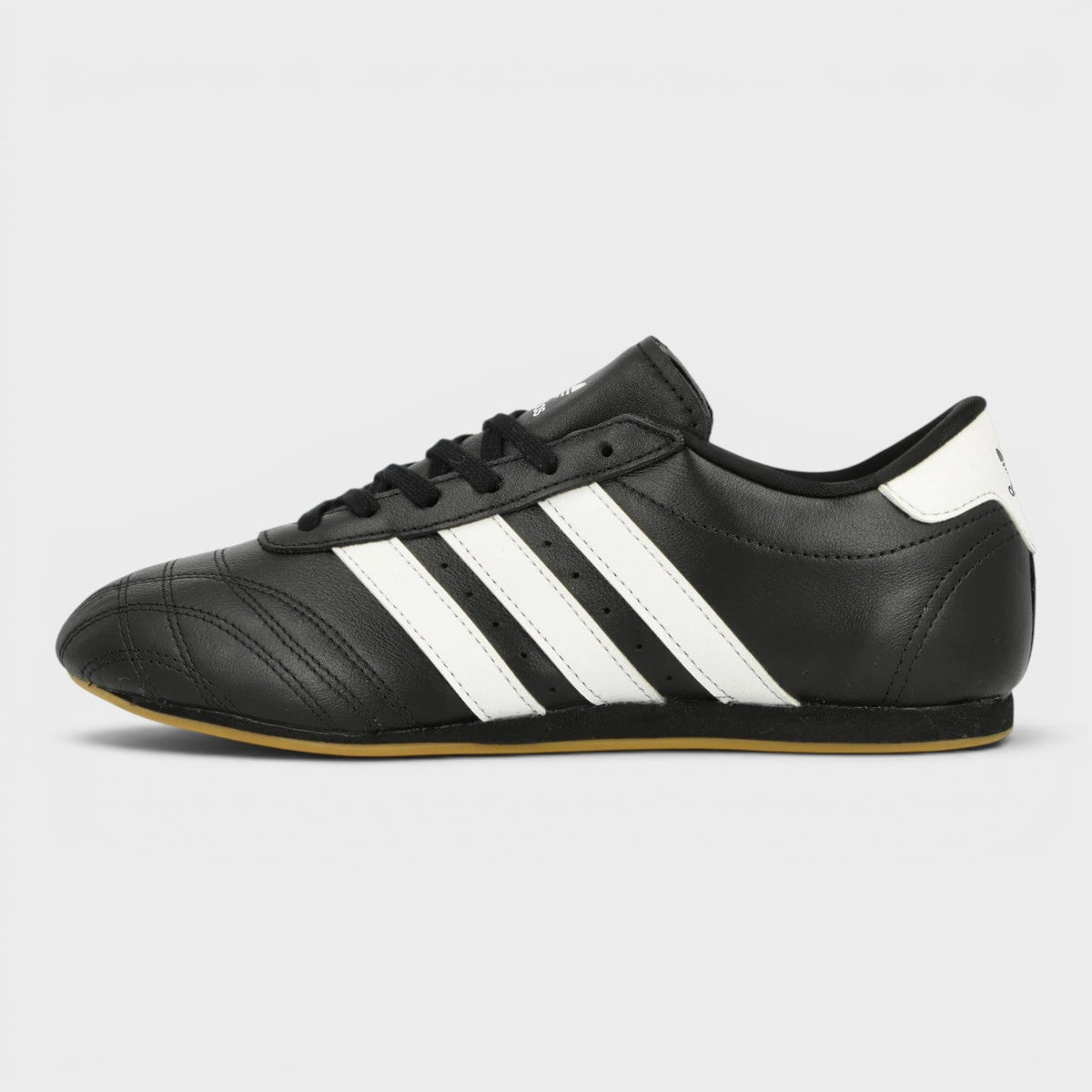 Taekwondo Core Black Cloud White Gum