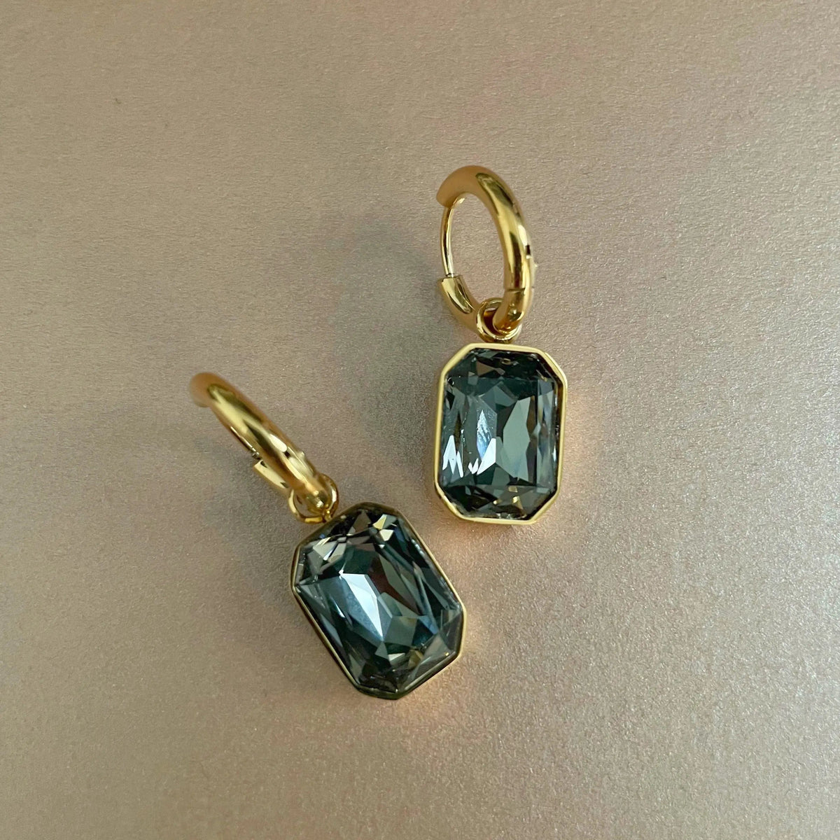 Orecchini Rani Luxe color fumo placcati oro 18k