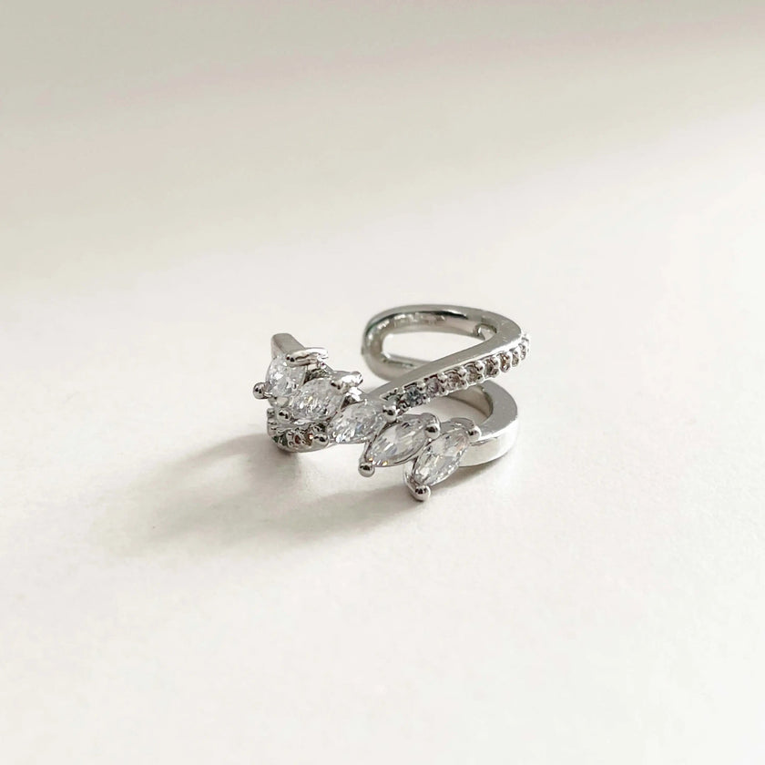 Ear cuff Erra color argento con gioielli