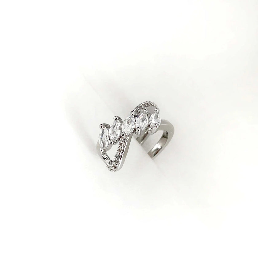 Ear cuff Erra color argento con gioielli