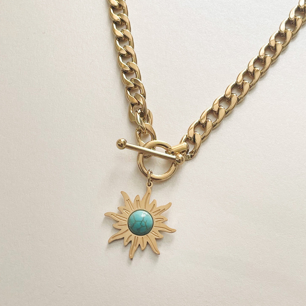 Girocollo Calista Sunburst con barretta a T