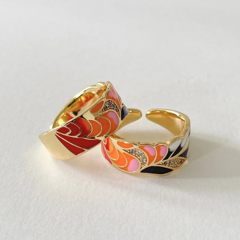 Anello regolabile Cerelia in smalto color corallo