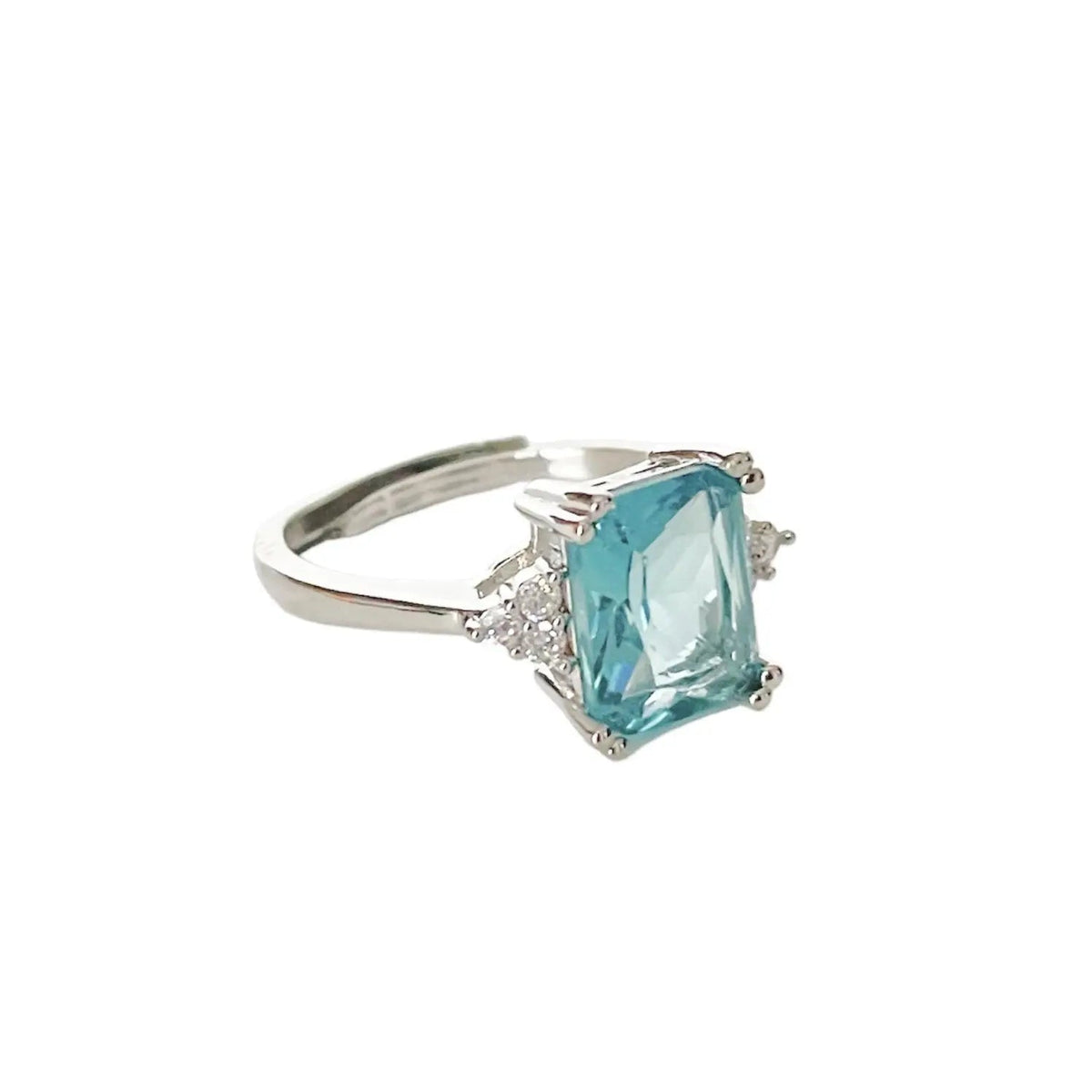 Anello da cocktail Cressida color argento