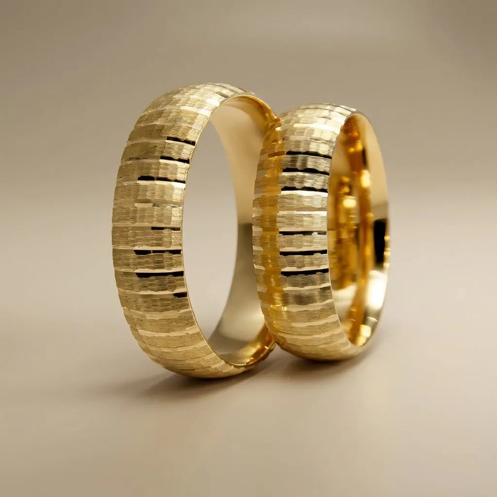 6mm Gold Wedding Band – Layered Texture Strata Line – 9ct/14ct/18ct Gold