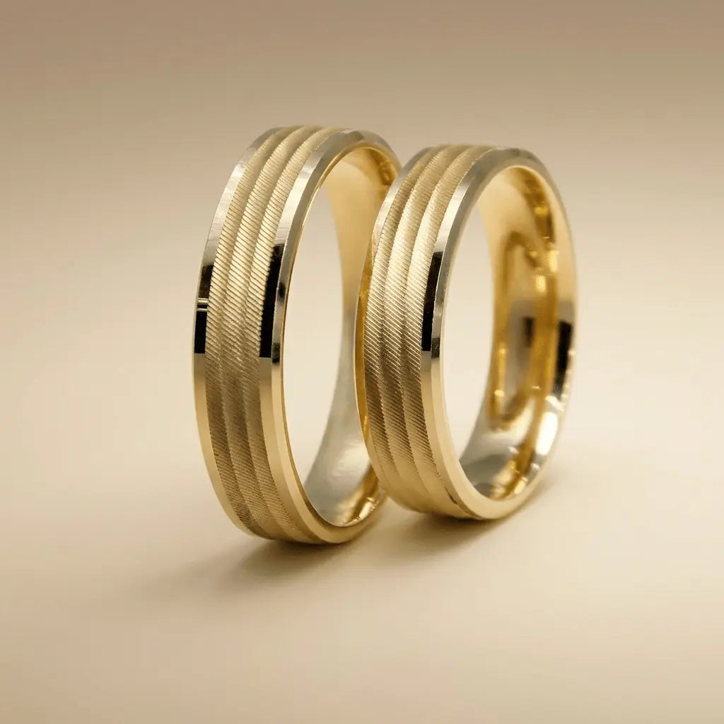 5mm Gold Wedding Band – Linear Texture Matte Line – 9ct/14ct/18ct Gold