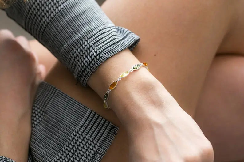 Bracciale in ambra multicolore taglio marquise