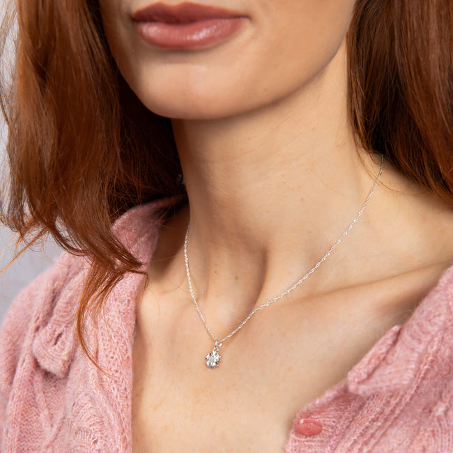 Laura Ashley Silberne Riverly Ditsy Pave Blumenkette